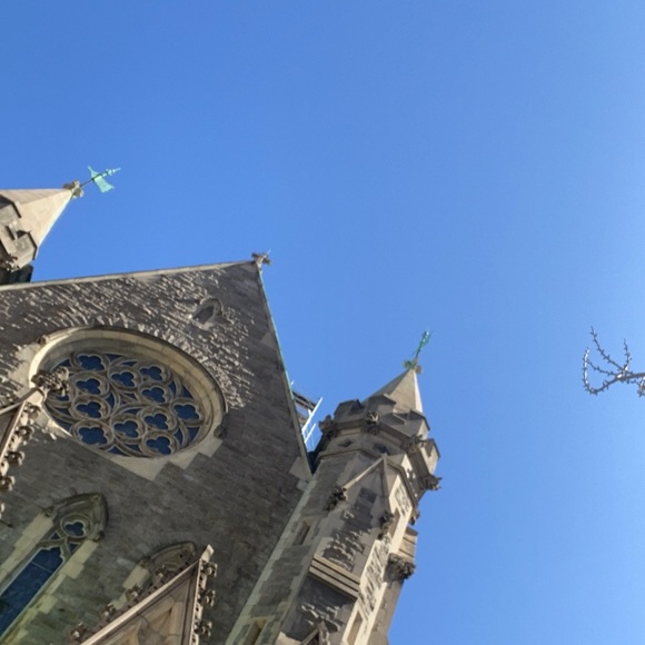 Meet your Posher, Ines - Picture 1 of 1